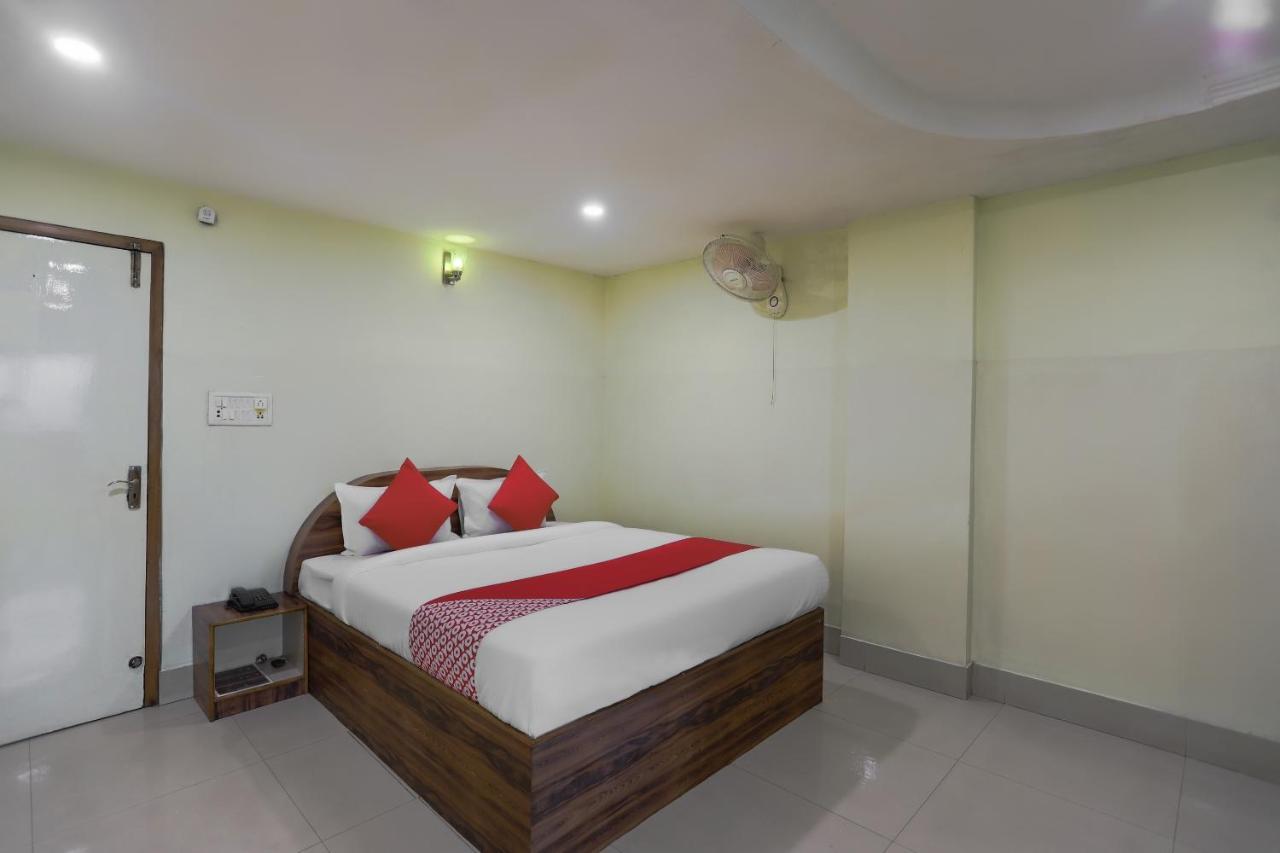 Hotel Oyo 72139 Rishi Satsang Bhawan Vrindāvan Exteriér fotografie