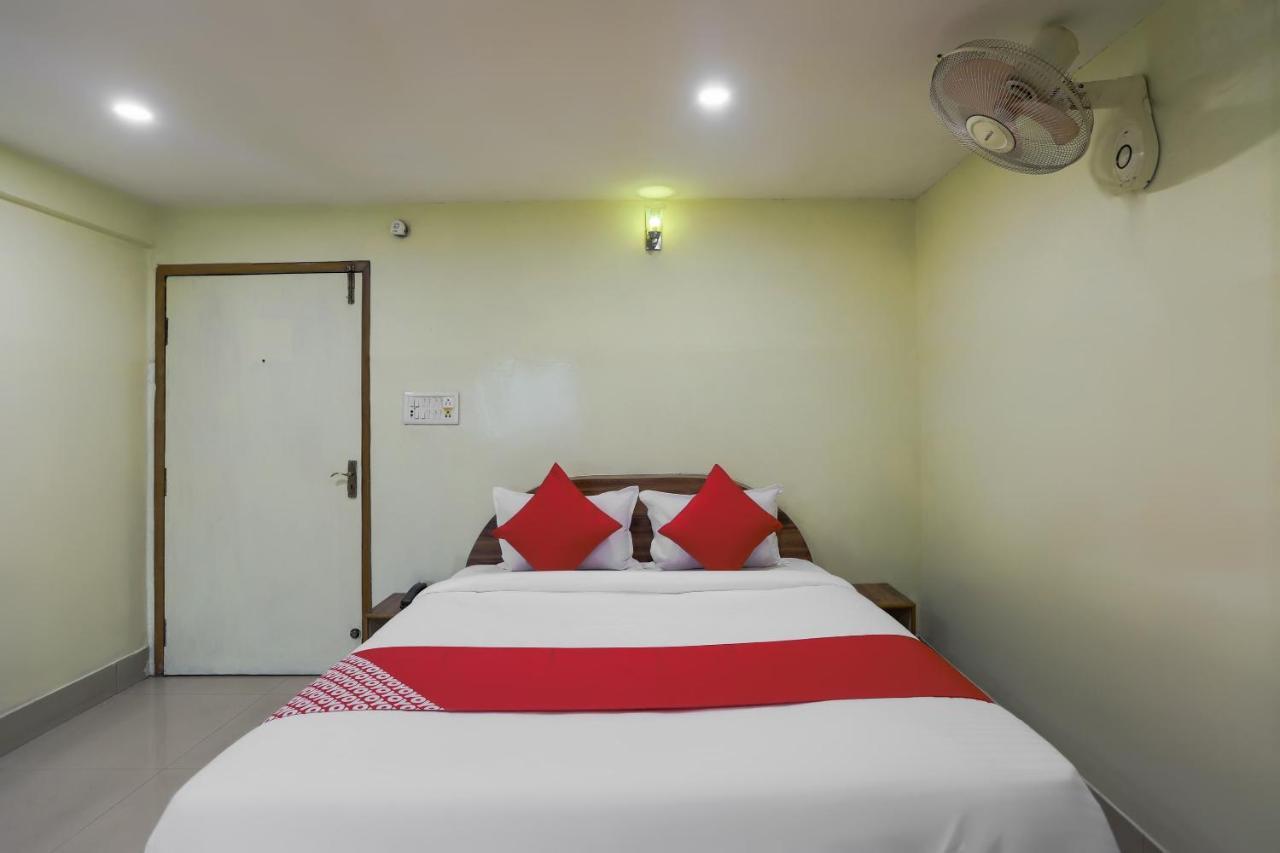 Hotel Oyo 72139 Rishi Satsang Bhawan Vrindāvan Exteriér fotografie
